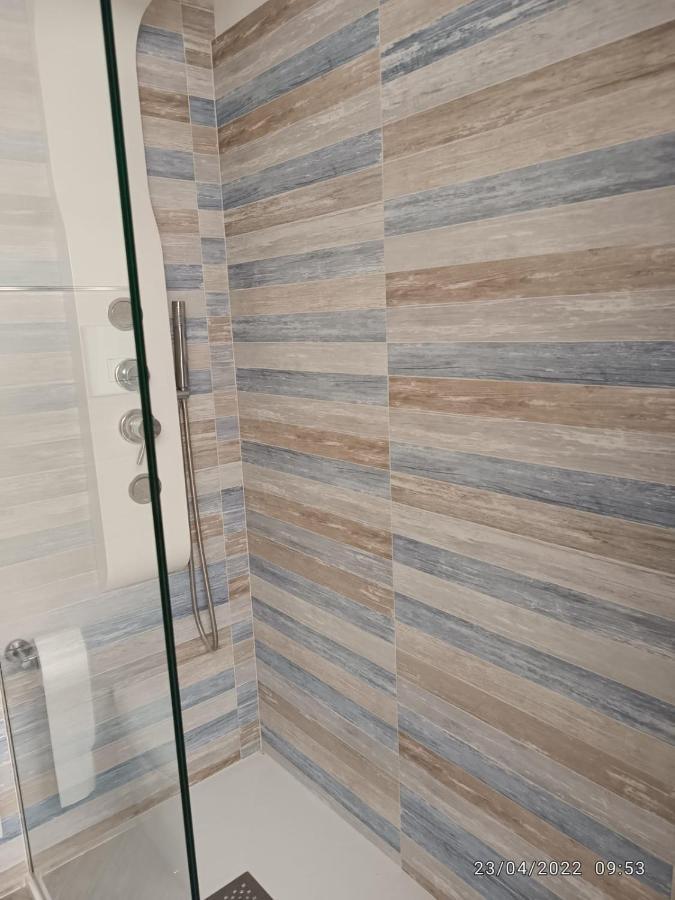 Appartement Tra Cielo E Mare à Capo dʼOrlando Extérieur photo