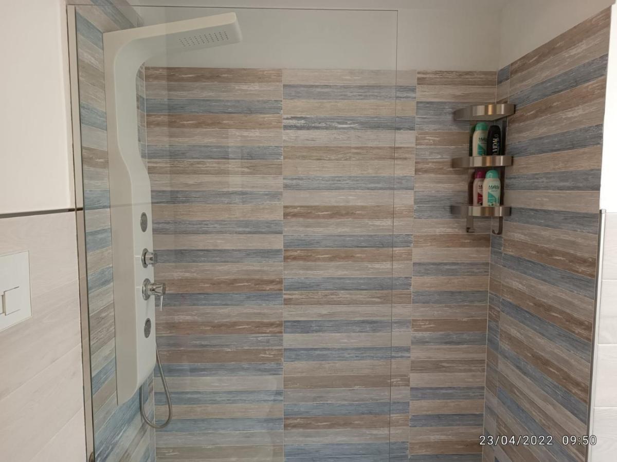 Appartement Tra Cielo E Mare à Capo dʼOrlando Extérieur photo